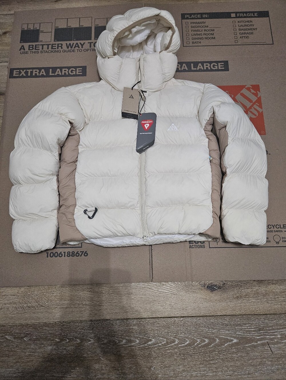 Nike Wmn ACG Primaloft Hooded Light Khaki Jacket